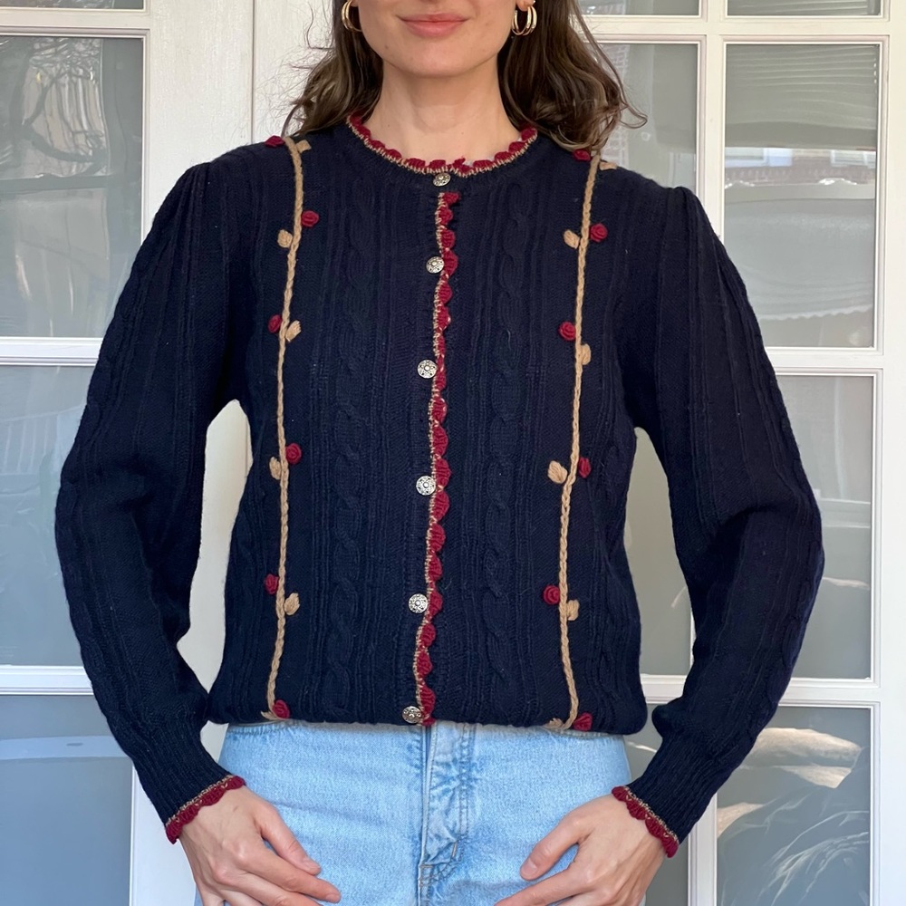 Vintage 100% Shetland wool navy embroidered cardigan sweater - Picture 5 of 8